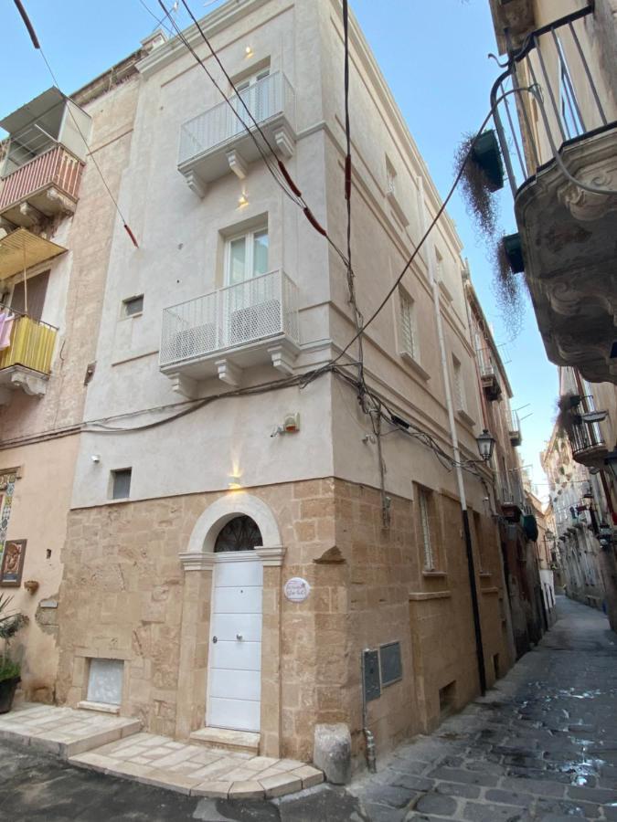 Star Suite Tarento Exterior foto